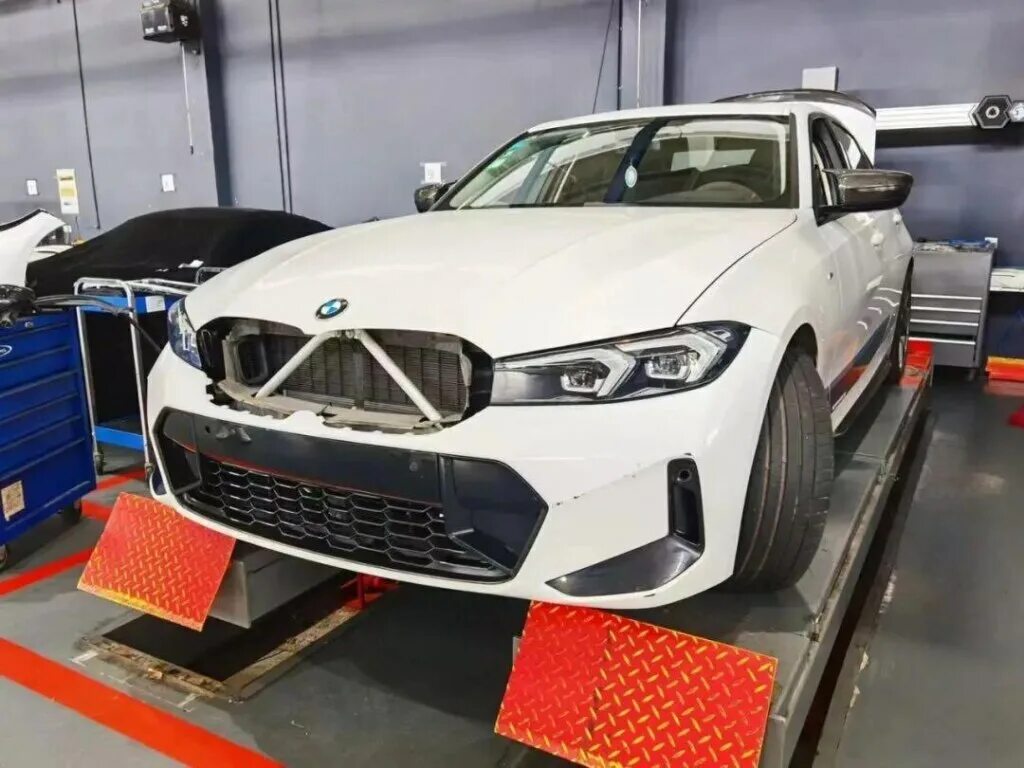 Бмв рестайлинг 2025. Бмв 3 2025. bmw g20 2025. бмв 3 2025.