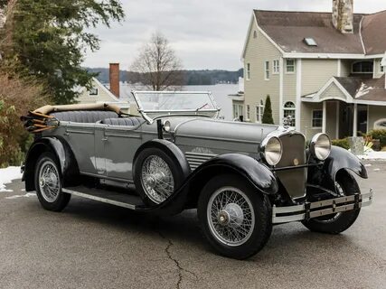 1928 Stutz Model BB Four-Passenger Speedster by Philips Amelia Island.