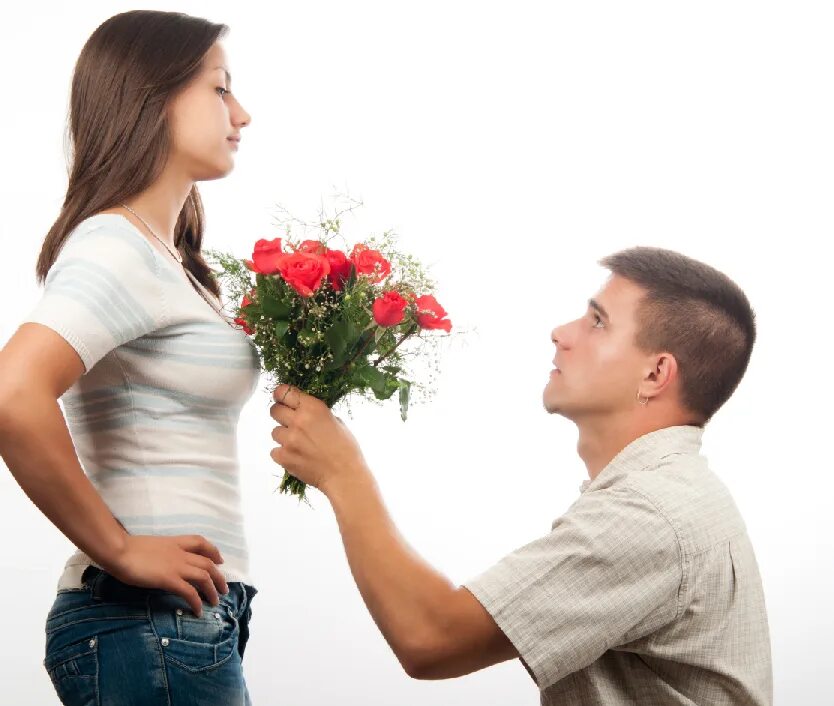 Счастливые отношения. Жене нравится девушка. Идеальные семейные отношения. Любовь между мужчиной и женщиной. Успешный мужчина с женщиной.