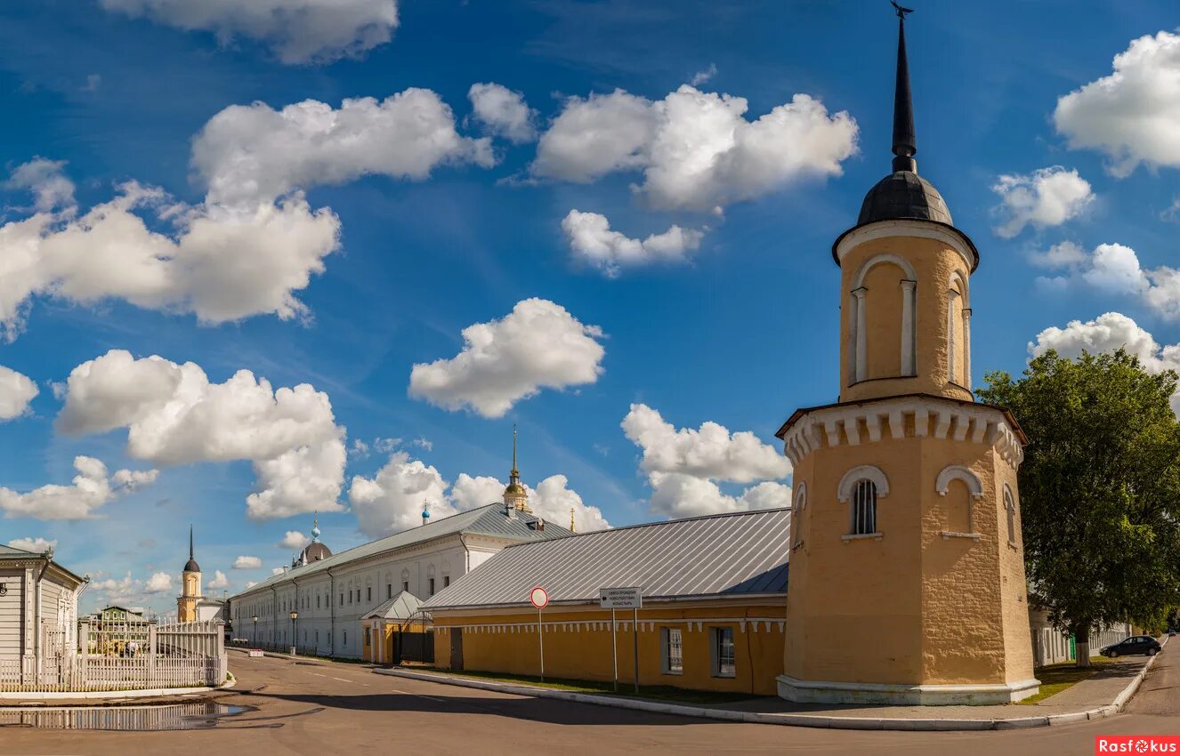 Москва голутвино. Богоявленский старо-голутвин монастырь. Голутвинская слобода москва. Москва голутвино. Голутвин монастырь в коломне.
