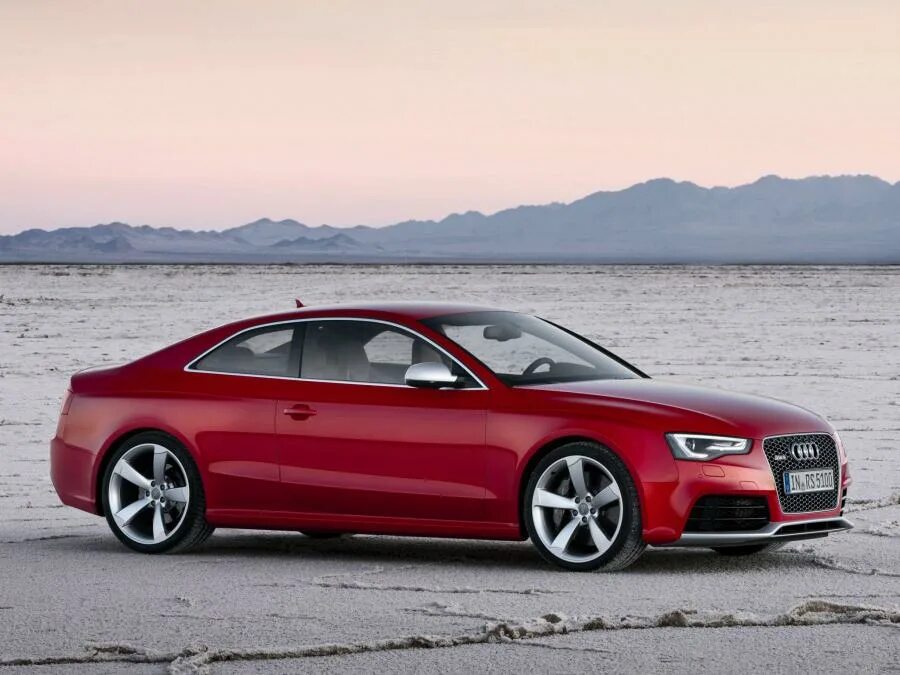 Л 5 2012. Ауди рс5 купе 2012. Audi rs5 Coupe. Audi RS Coupe 2012. Audi rs5 хэтчбек.