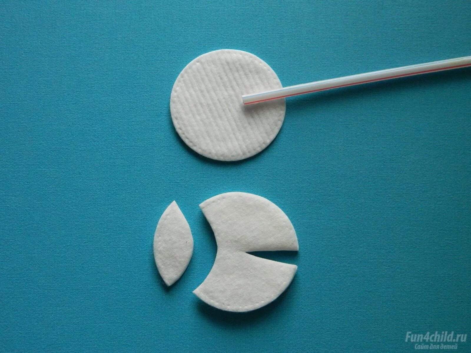 Ватные диски пропитанные парафином. Ватные диски для детей. Розжиг из ватных дисков. Розжиг из ватных дисков. Шарик из ватных дисков.