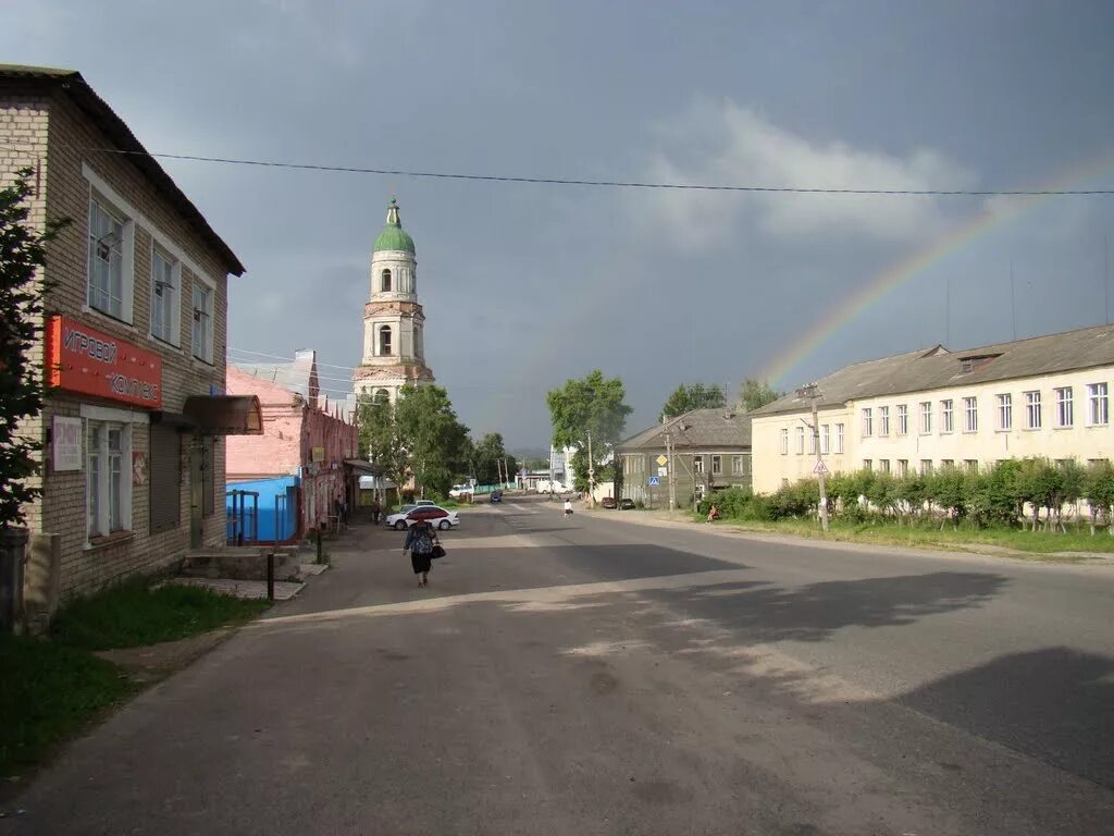 Красный холм Тверской области площадь города. Красный холм город. Тверская обл г красный холм. Тверь красный холм достопримечательности.