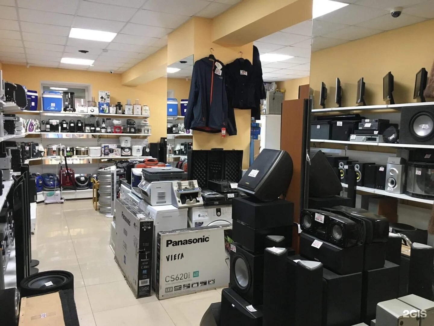 Эльдорадо усинск. Газетная 9 нижний тагил днс. Магазины бытовой техники в нижнем тагиле. Магазины техники в тагиле. Днс н тагил.