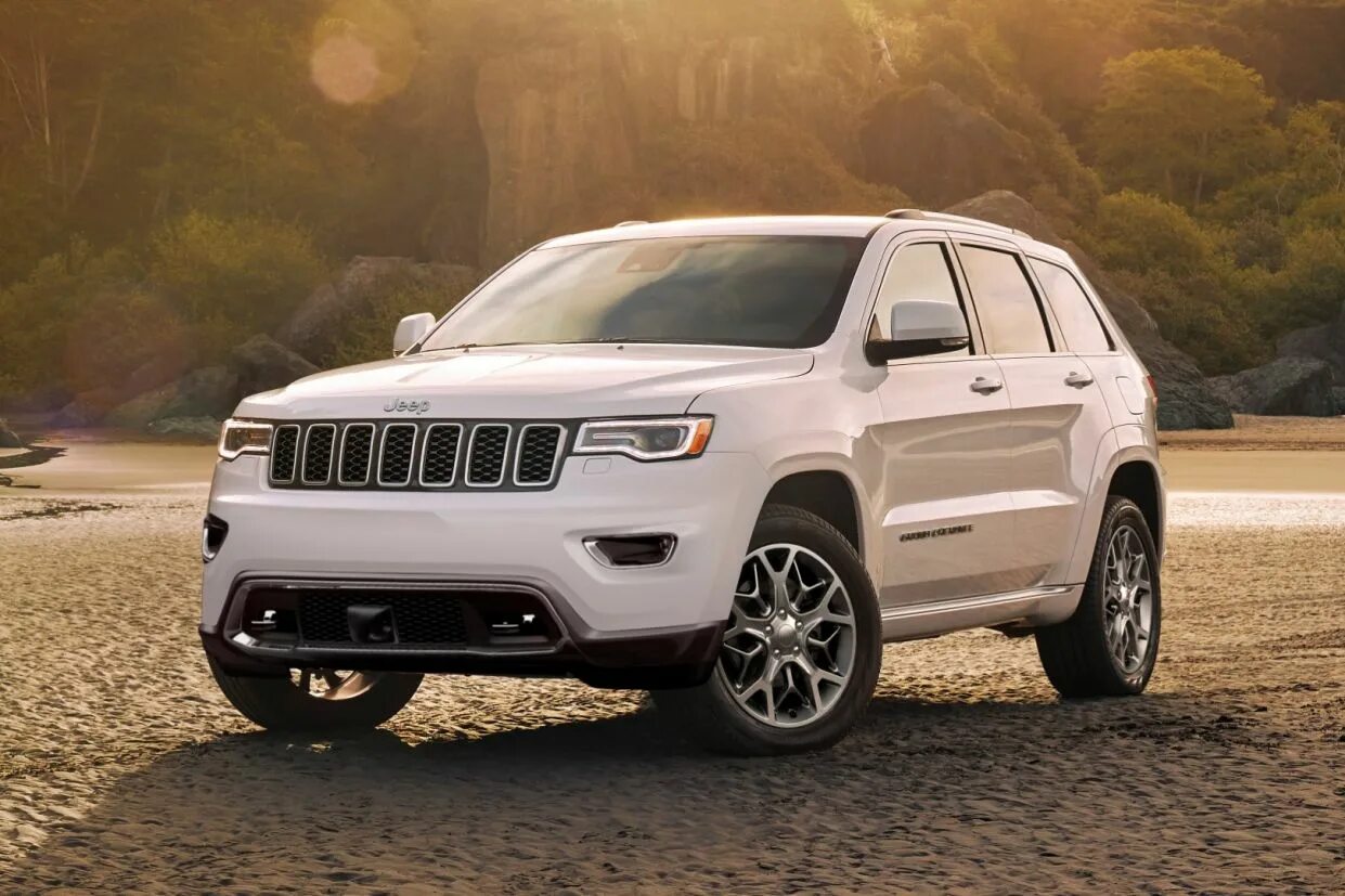 Джип гранд чероки 2022. Jeep jeep grand cherokee 2020. Jeep grand cherokee 2021 белый. Внедорожник jeep cherokee. 2016 jeep cherokee limited.