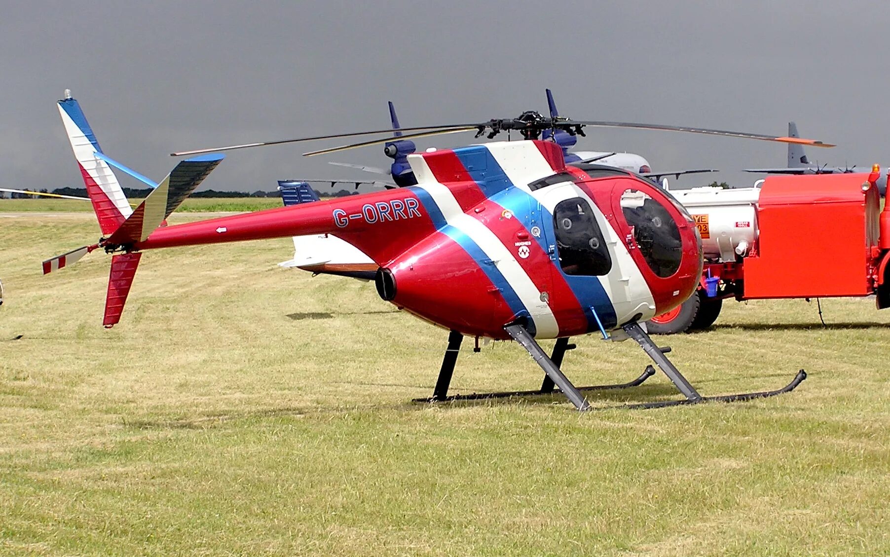 Мд 500. Hughes MD 500e. MD Helicopters MD 500. Вертолет Хьюз 500. Вертолёт Hughes 500d.