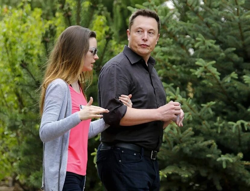 Райли маск. Elon Musk. Талула Райли Маск. Талула Райли и Илон Маск. Илон Маск с Талулой Райли.