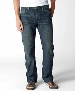 Levis regular