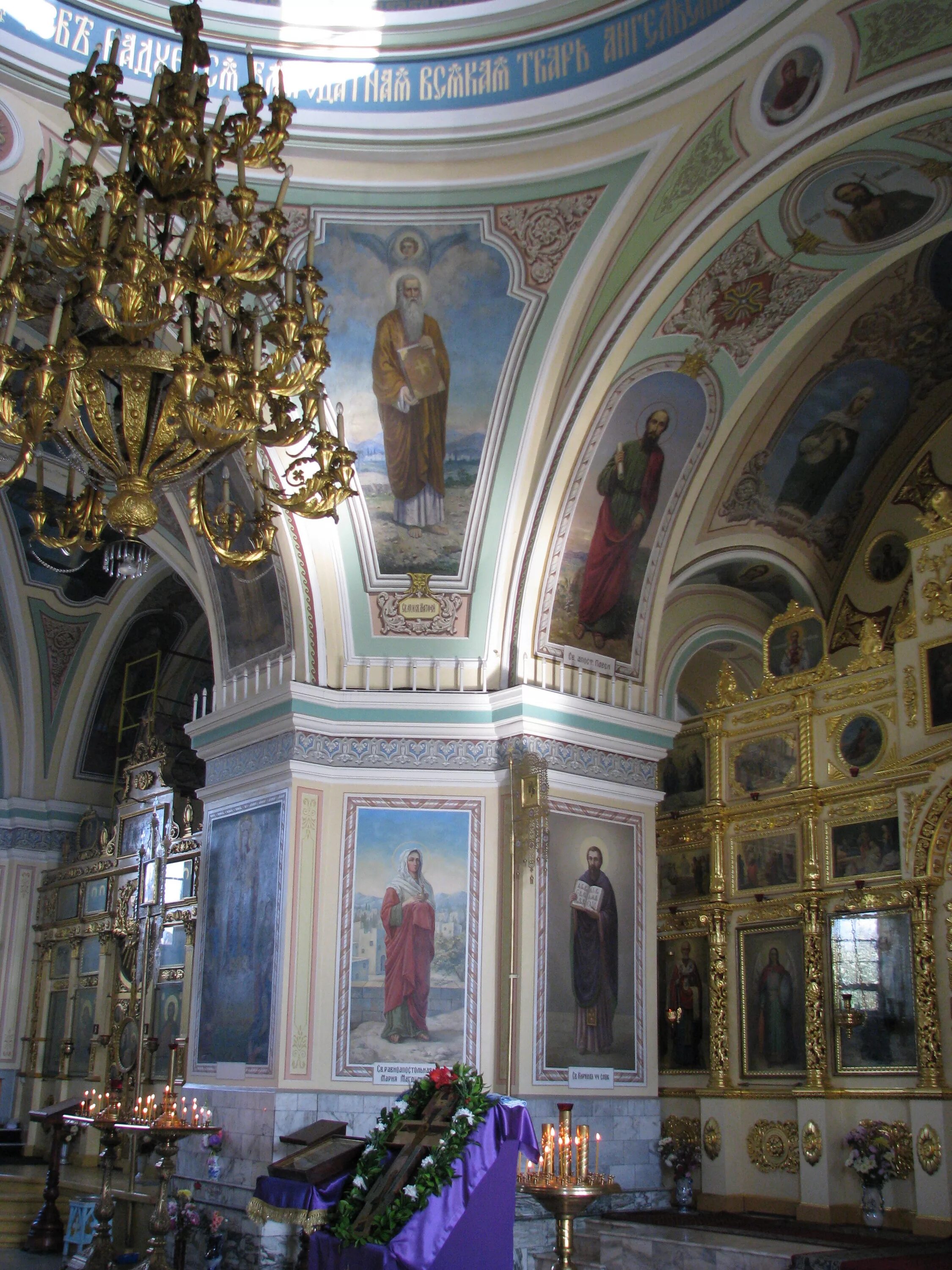 Покровском кафедральном соборе барнаула
