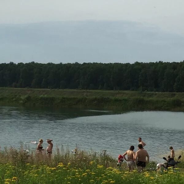 Карьер в домодедово для купания. Пляж домодедово. Карьер в домодедово для купания. Домодедово карьер пляж. Карьер в домодедово для купания.