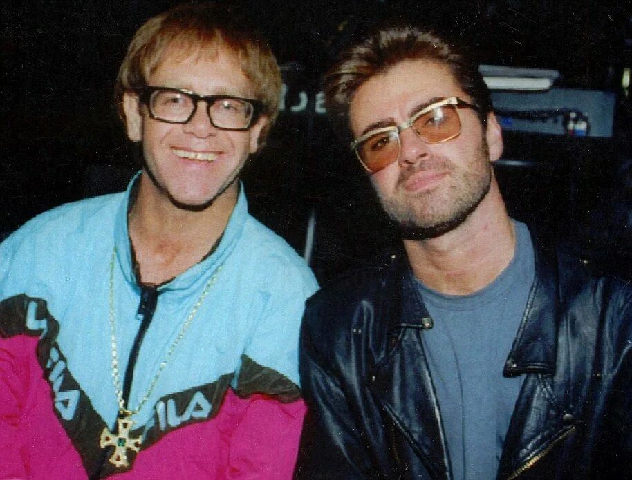 Элтон джон джордж. George michael and elton john. George michael and elton john. Дуэт джорджа майкла и элтона джона. Prince's trust concert 1986.