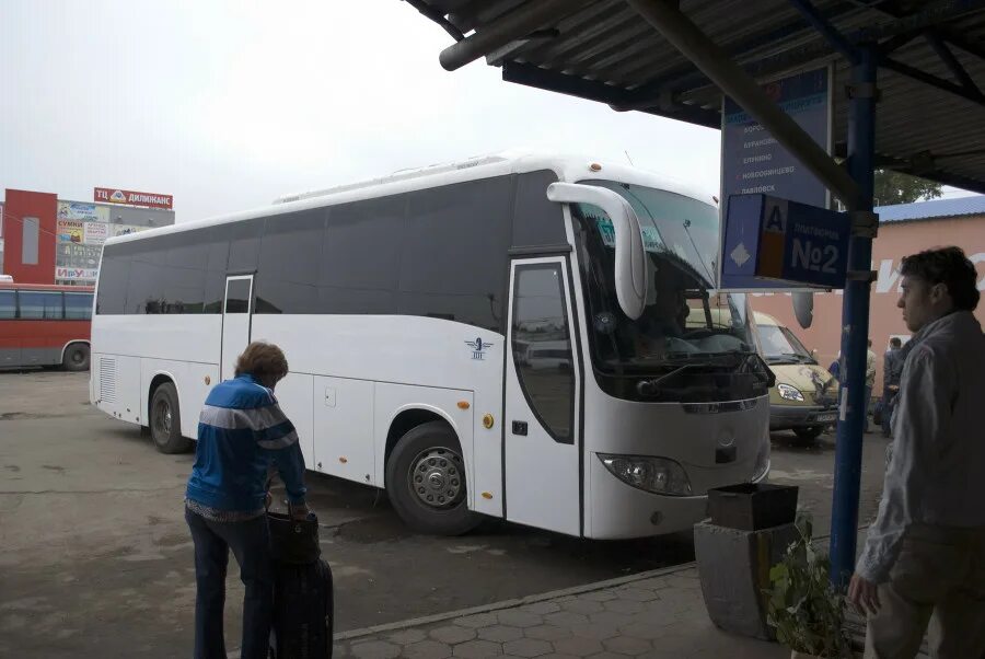 Рейсовый автобус новосибирск. 571 Барнаул - Белокуриха. Автобус Новосибирск Барнаул. Автобус Новосибирск Томск. Новосибирск Белокуриха автобус.