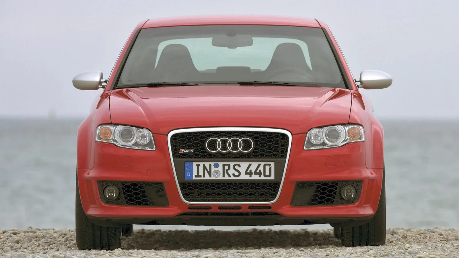 Купить ауди а4 в беларуси. Audi rs4 sedan. Audi rs4 1996. Audi rs4 2005. Audi a4 rs4.