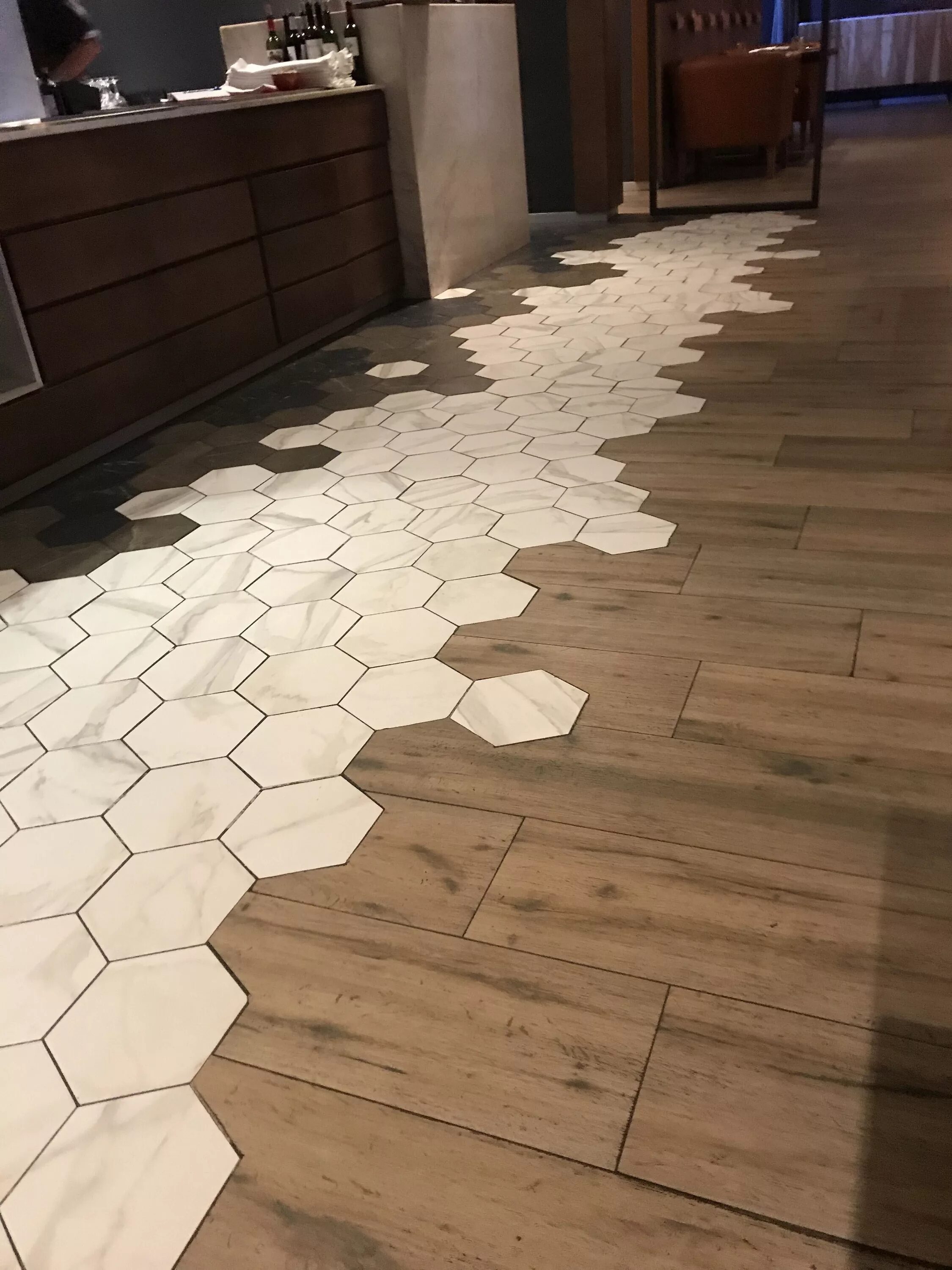 Плитка напольная Гексагон Wood Tiles 2. Плитка октагон напольная. Плитка Гексагон под дерево. Шестигранная плитка и паркет. Плитка пола паркет