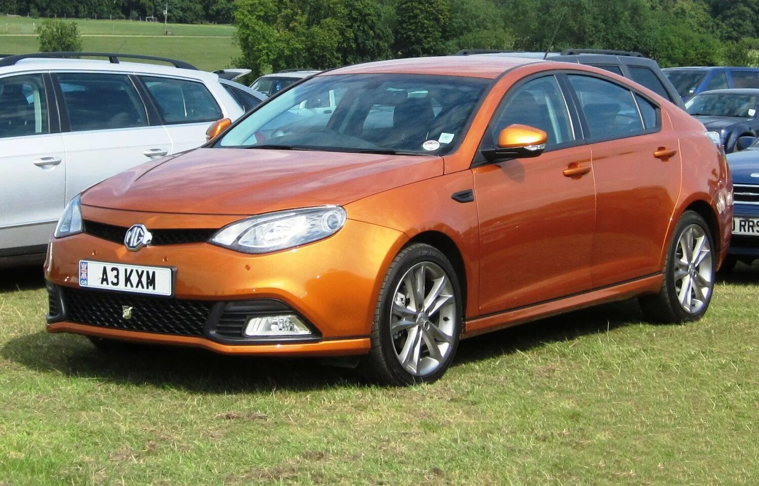 Mg6 turbo машина. Китайские автомобили mg6. Mg6 2020. Mg6 автомобиль. Mg 6.