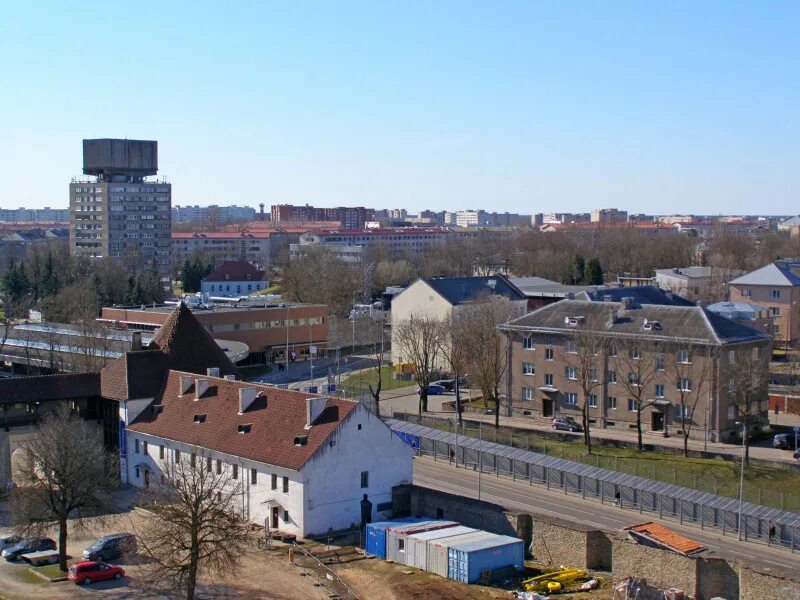 Город нарва 1. Город Нарва Эстония. Нарва Эстония центр города. Нарва (город в эстонской ССР). Эстония Нарва улицы города.