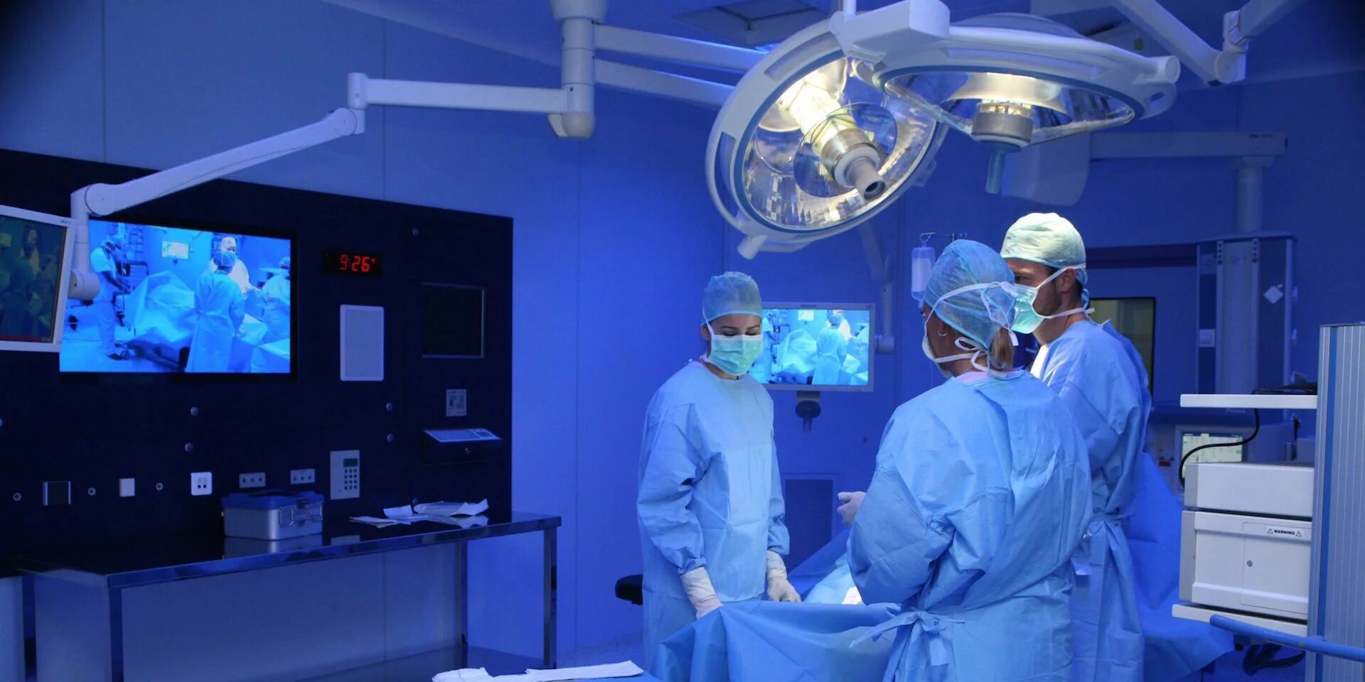 Оборудование для нейрохирургии. Современные операционные. Операционная нейрохирургии. Нейрохирургия головного мозга.