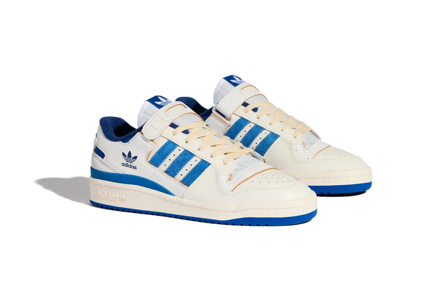 Adidas forum 84 High White Blue. Adidas 84 Low. Кроссовки adidas forum 84 Low. Adidas forum 84 Low White Blue.