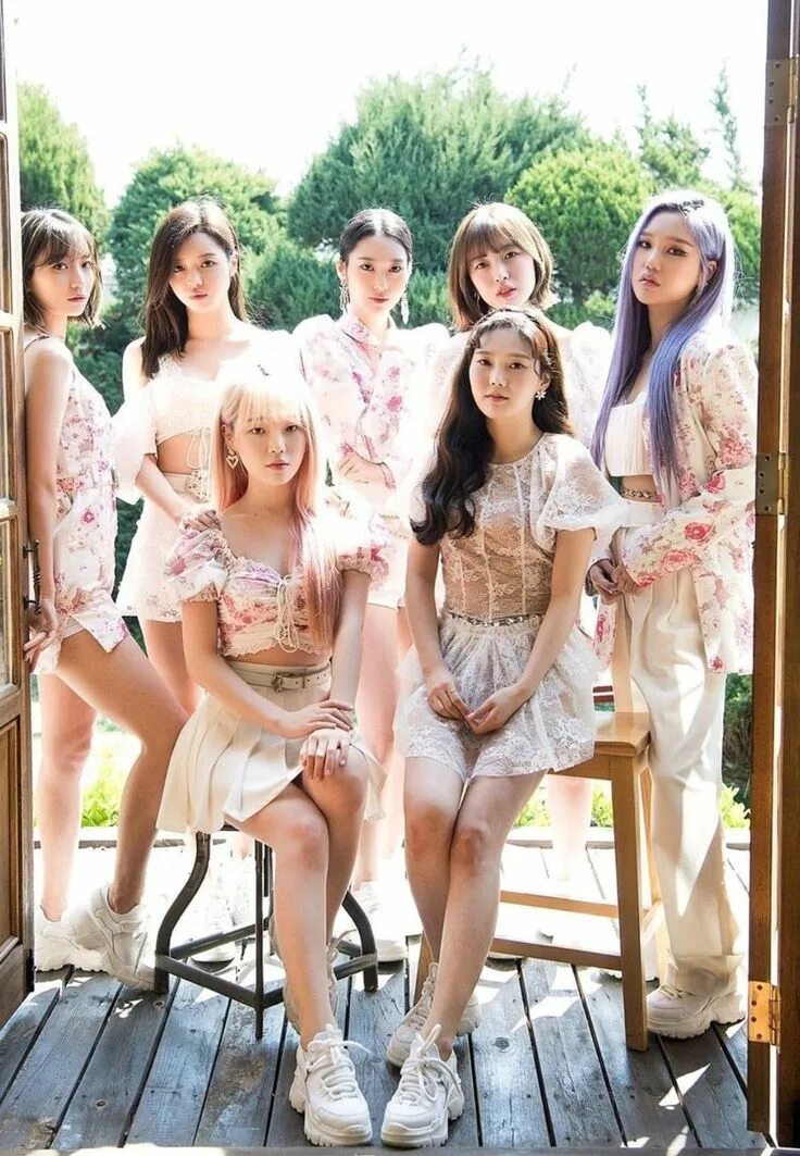 Oh my girl участницы 2020. Группа oh my girl. Юа oh my girl. Oh my girl группа 2020. Корейская группа oh my girl.