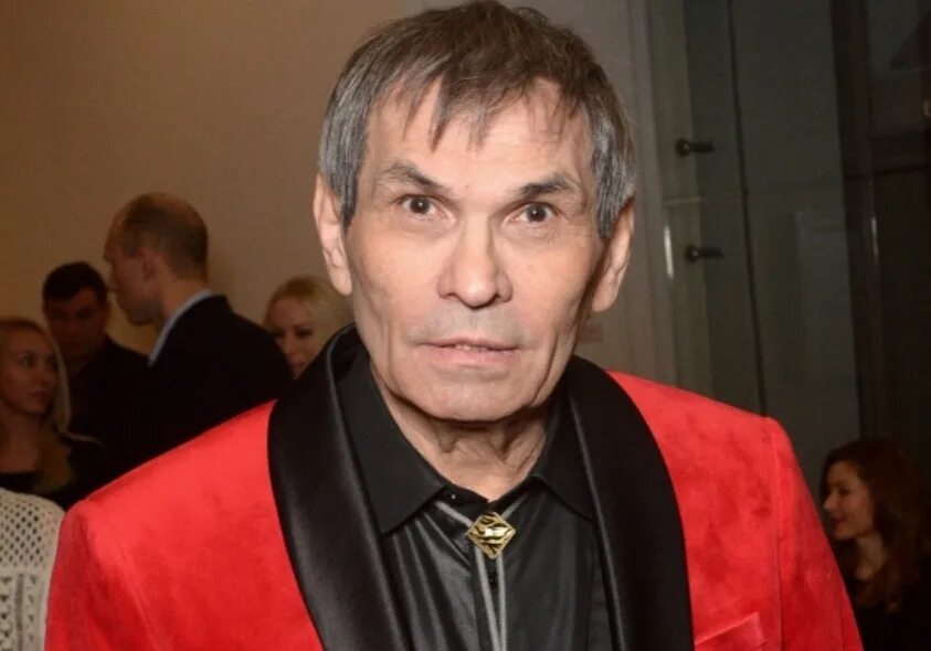 где сейчас бари алибасов старший