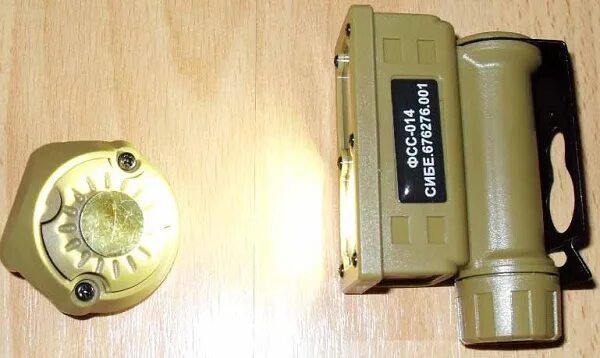 Фонарь светосигнальный фсс-014 купить. Фонарь армейский 6э2 ратник. Фонарь фсс-014 светосигнальный. Фсс 14. Фонарь фсс-014 ратник.