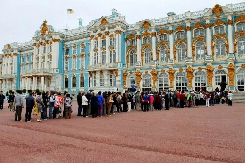 музей екатерининский дворец. екатерининский дворец в санкт-петербурге. парковки у екатерининского дворца в царском селе. билеты в екатерининский дворец пушкин. большой екатерининский дворец в царском селе.
