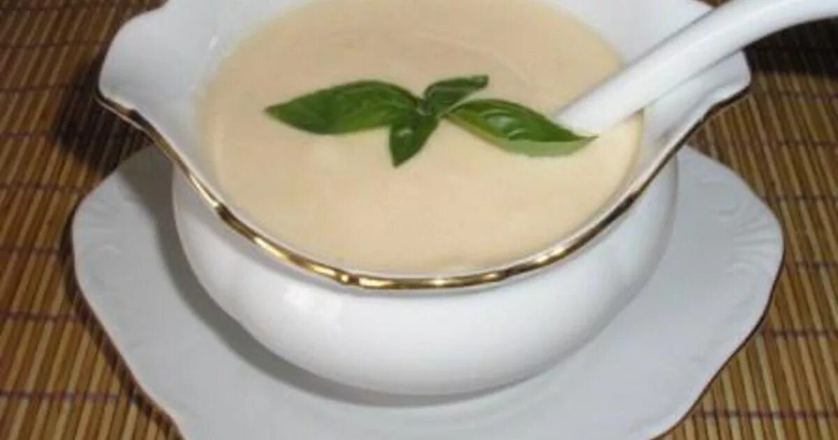 Соус руй классический рецепт. Бегамоль. Соус велюте. Французский белый соус. Французский соус бешамель.