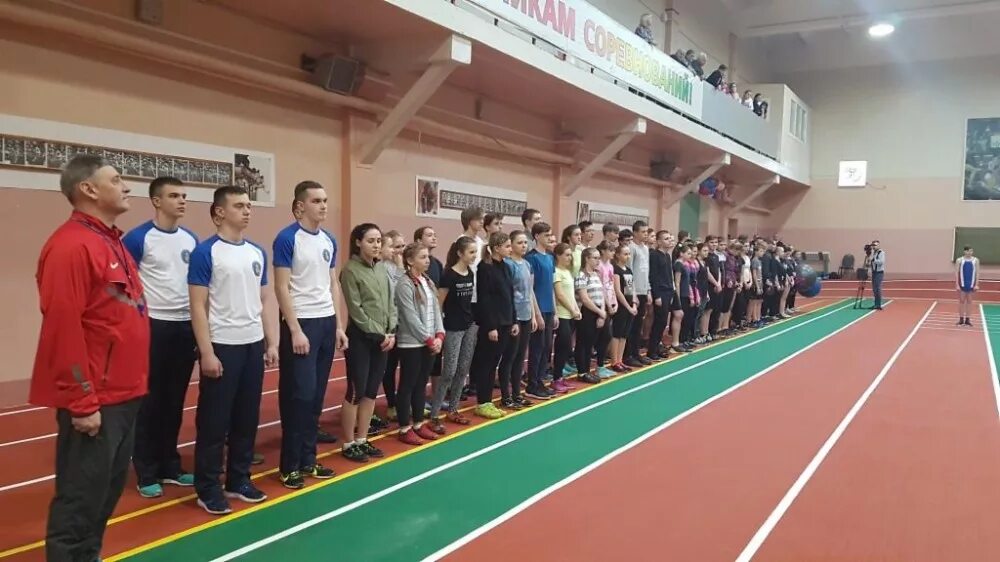 Спортивная школа железногорск красноярский край. Дюсш железногорск красноярский. спортивная школа 1 железногорск красноярский край. дюсш 1 железногорск красноярский край. железногорск красноярский край манеж.