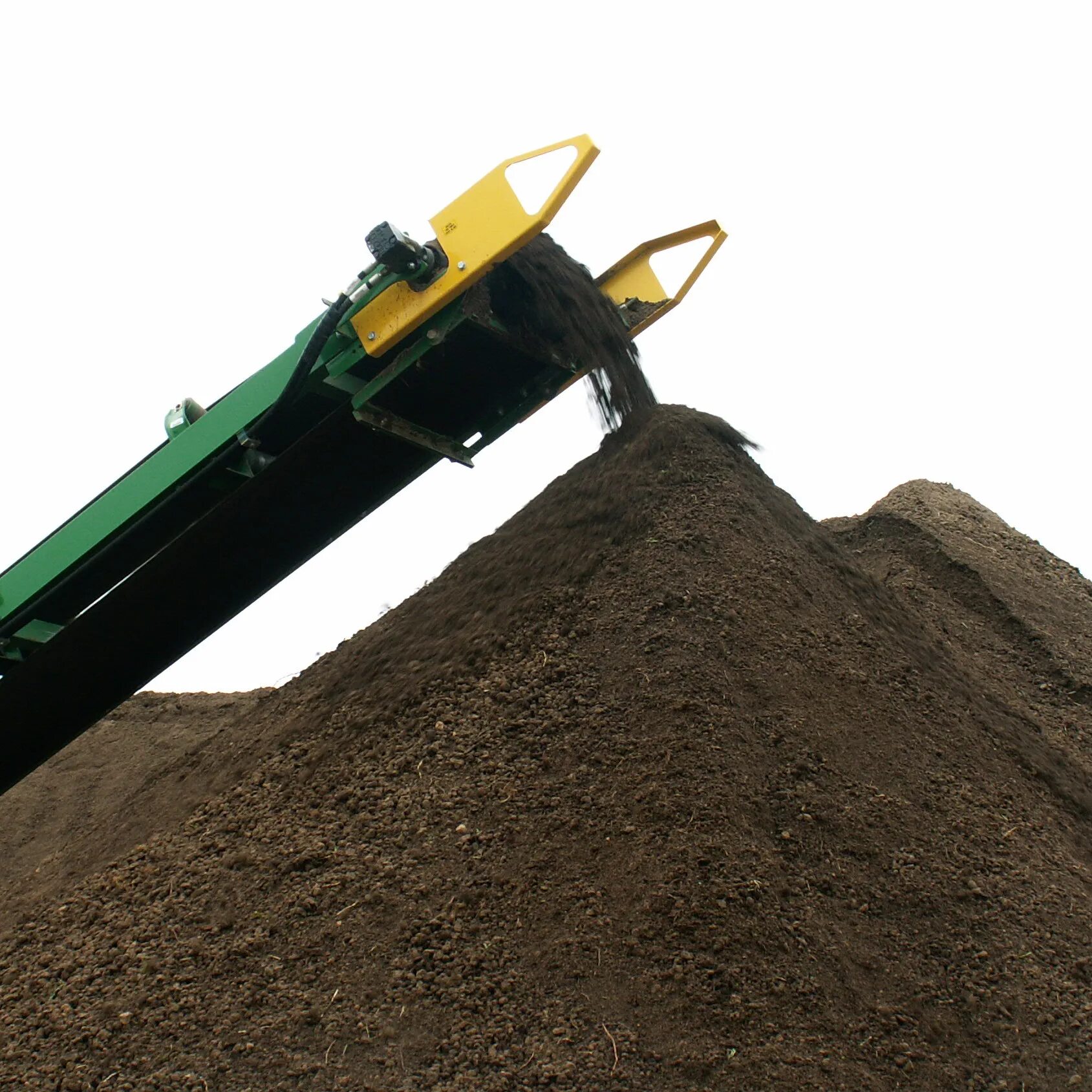 Плодородный грунт троммель. Глина и бут. Грунт планировочный. Трамбовка обратной засыпки фундамента. Строй грунт.