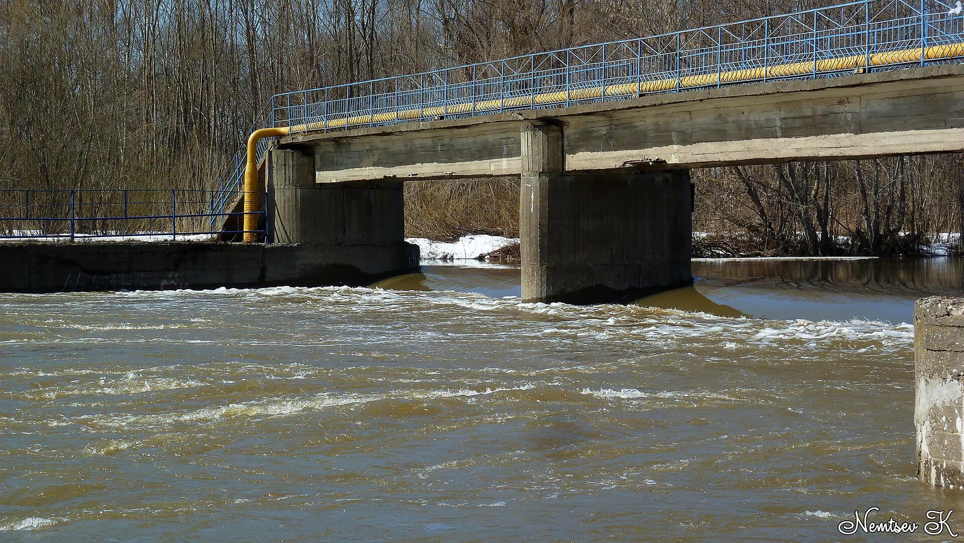 паводок тверская область. ледоход на волге самара. половодье на реке ола. половодье на реке ола. река из берегов.