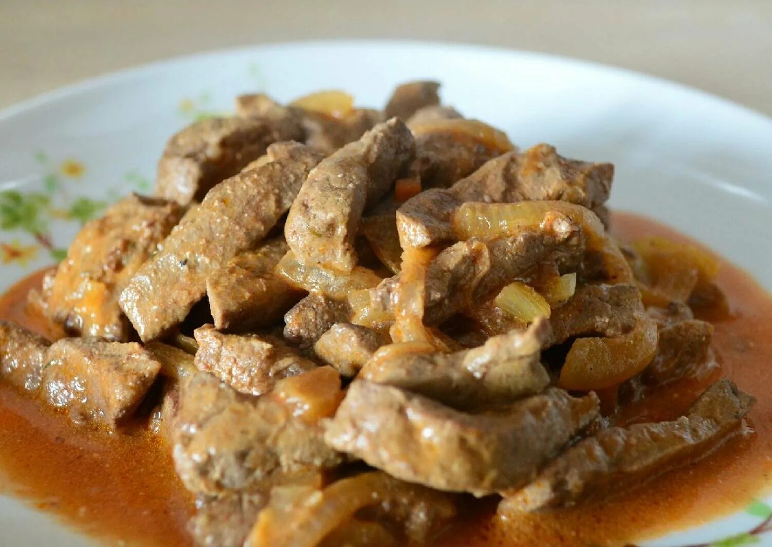 печень жареная. ру. печень в соусе. печень по ивлевски. блюда по ивлевски.