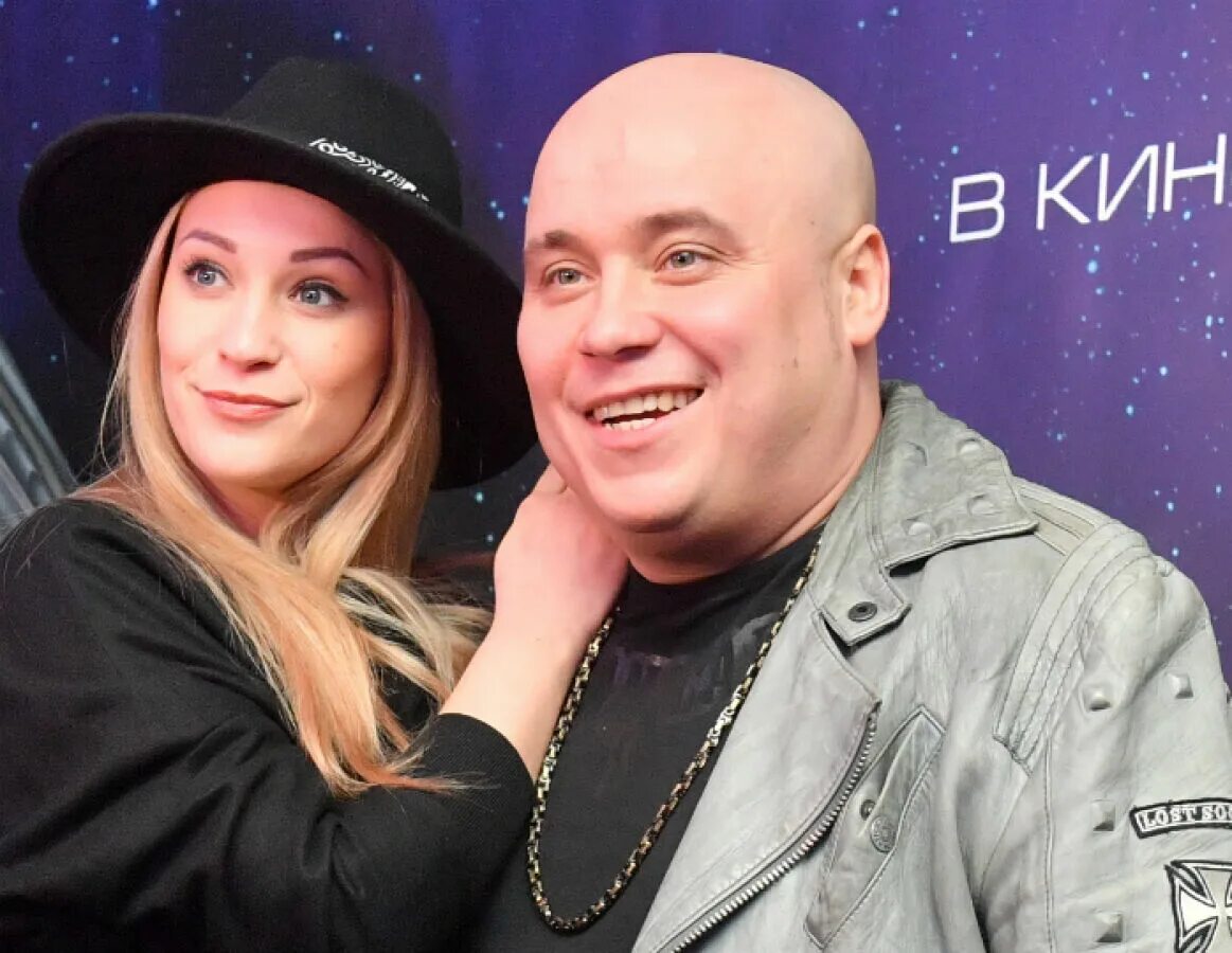 Доминик джокер и альбина бреславская. Доминик джокер жена дети. Доминик джокер с женой альбиной. Доминик джокер жена. Доминик джокер жена.