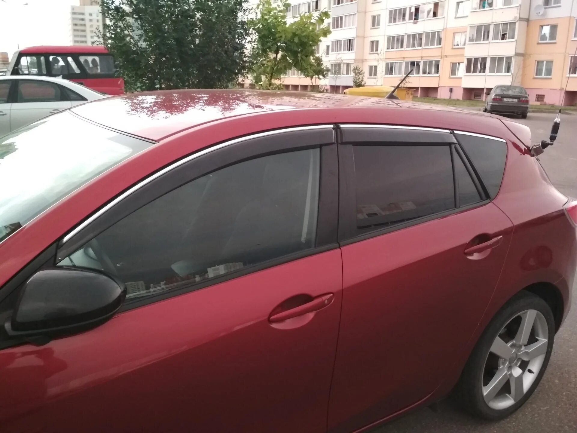 Дефлекторы Mazda 3 BL. Дефлекторы на мазду 3 БК хэтчбек. Дефлекторы alv154 Mazda 3 BL. Ветровики Мазда 3 BK. Дефлекторы mazda