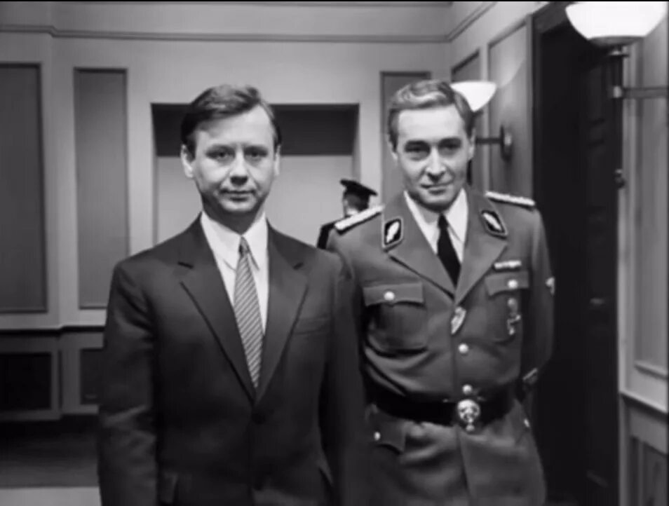 Штирлиц шелленберг. Шелленберг 17 мгновений весны. 17 мгновений весны шелленберг и штирлиц. мюллер и шелленберг 17 мгновений весны.