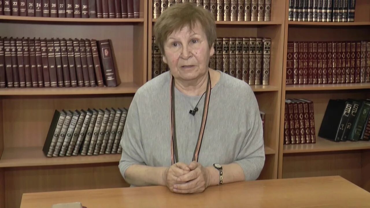Телефон директора библиотеки. Библиотека руководителя. Корткеросская библиотека. Директора ленинградской библиотеки. Директор библиотеки видное.