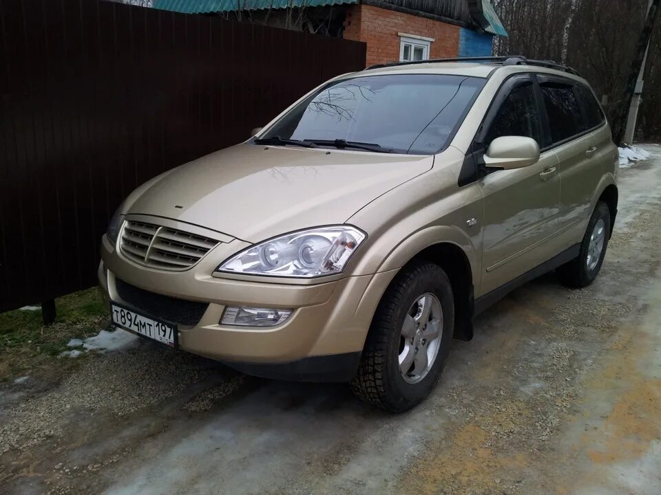 Kyron 3.2. Саньенг Кайрон 2.3. SSANGYONG Kyron 2011. Саньенг Кайрон 2 2011. Кайрон бензин отзывы