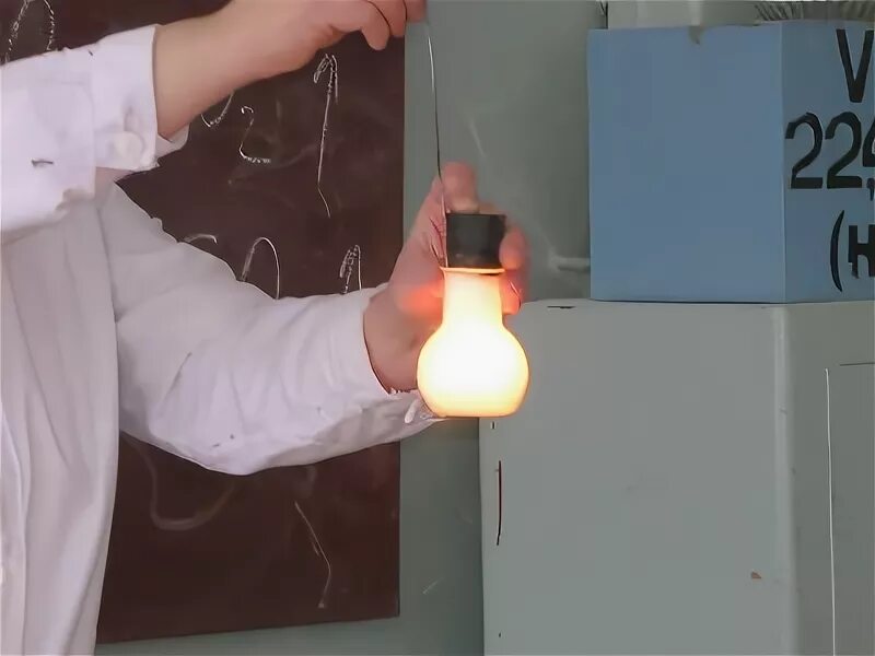 горение фосфора в кислороде. горение фосфора. горение белого фосфора. опыт горение фосфора в кислороде. опыт горение фосфора в кислороде.