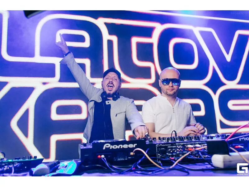 Filatov karas состав. Dj филатов. филатов диджей filatov. дж филатов фото.