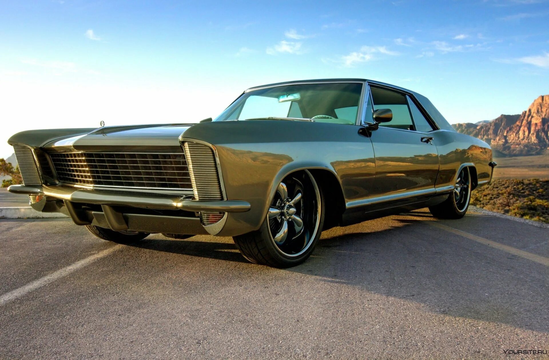 Американские машины качество. Бьюик Ривьера 1965. Buick Riviera 1967. Buick Riviera 1965 muscle. Автомобиль Buick Rivera 1965.