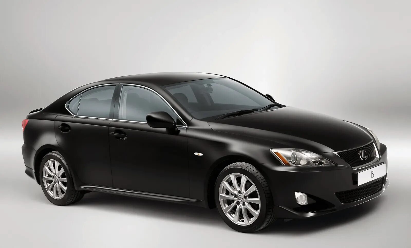 Заряженный спорткар. Lexus is 2005. Buick royaum. Лексус is 250. Машины с 250 л с.