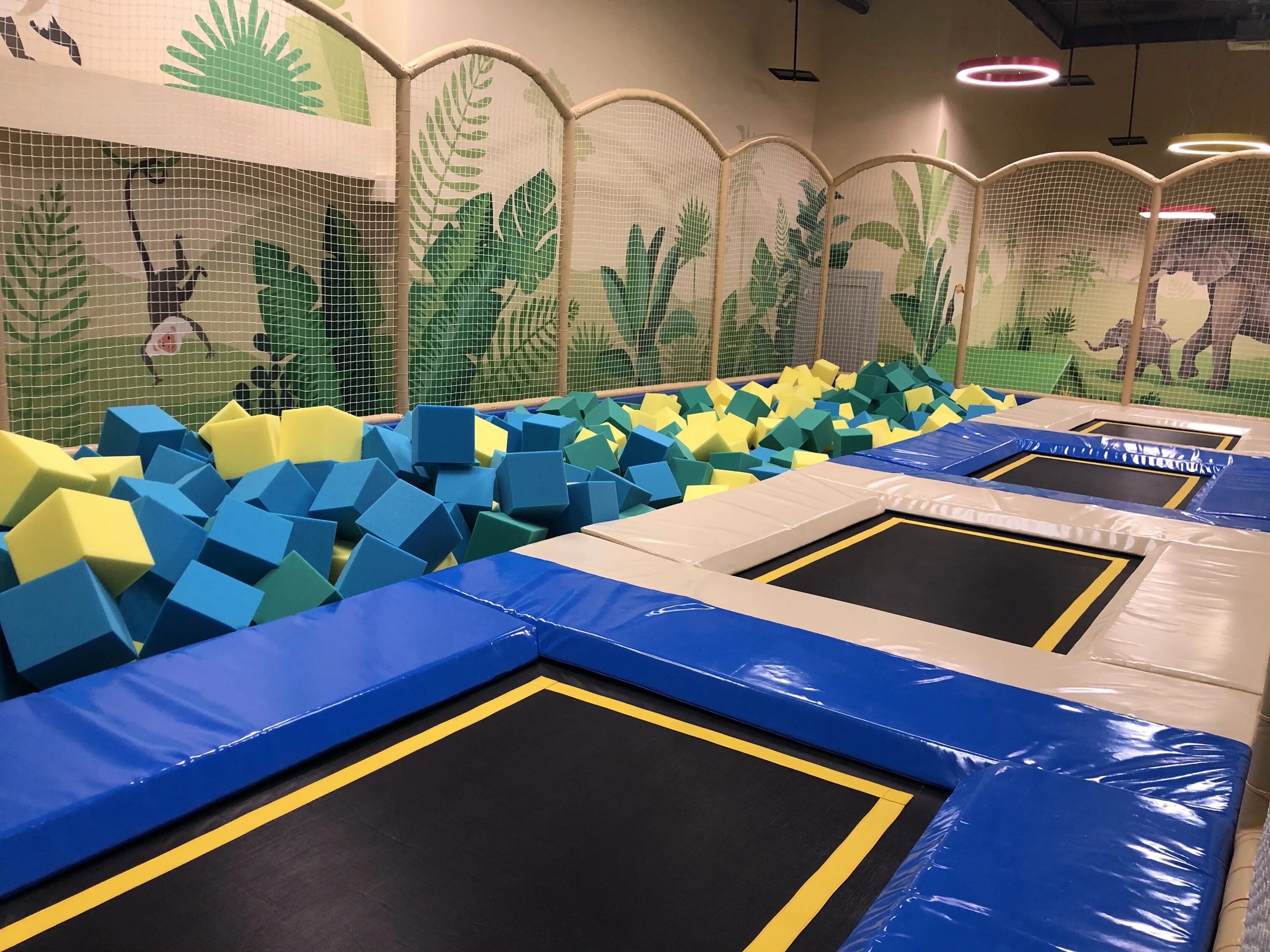 континент синема карабаш. кинотеатр континент магнитогорск. континент синема южноуральск. карабаш кинотеатр континент залы. карабаш игровая комната.