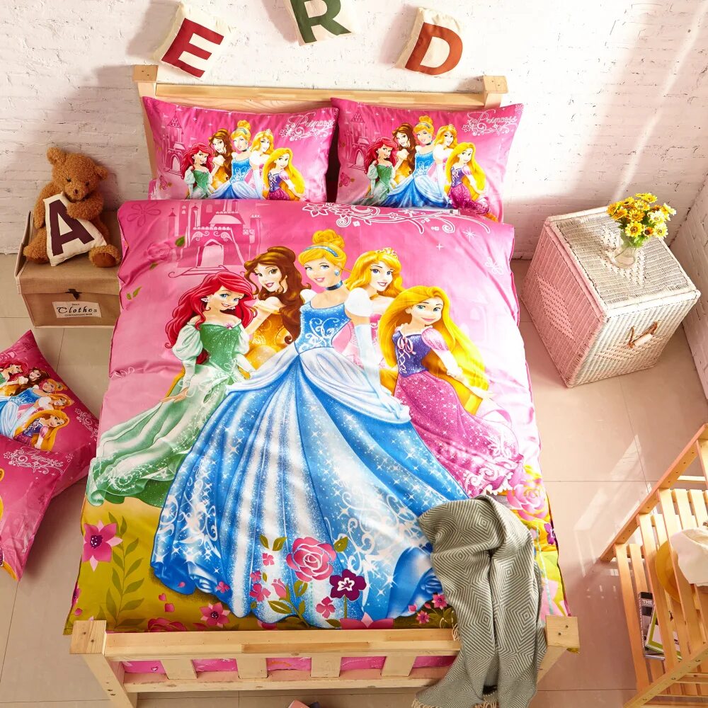 Постельное белье с принцессами Диснея. Дисней принцессы КПБ. Детское постельное белье 1.5 Дисней. Детское постельное белье с принцессами Дисней.