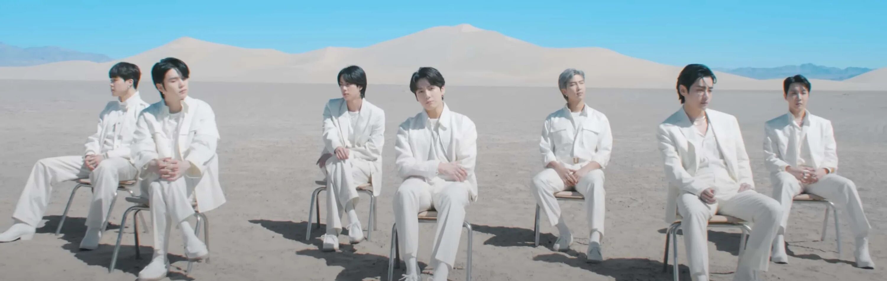 Yet to come bts. Бтс proof. бтс 2025 yet to come. бтс камбэк 2025. чонгук yet to come.