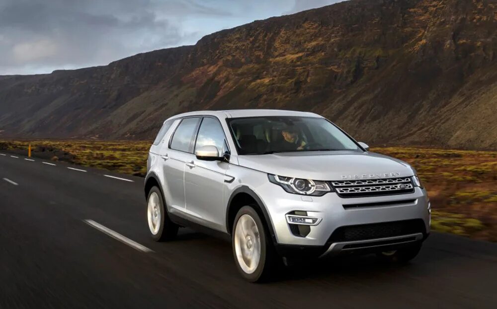 Land rover sport 2015. Ленд Ровер Дискавери 2015. Ленд Ровер Дискавери спорт 2015. Ленд Ровер 2015. Range Rover Discovery 2015.