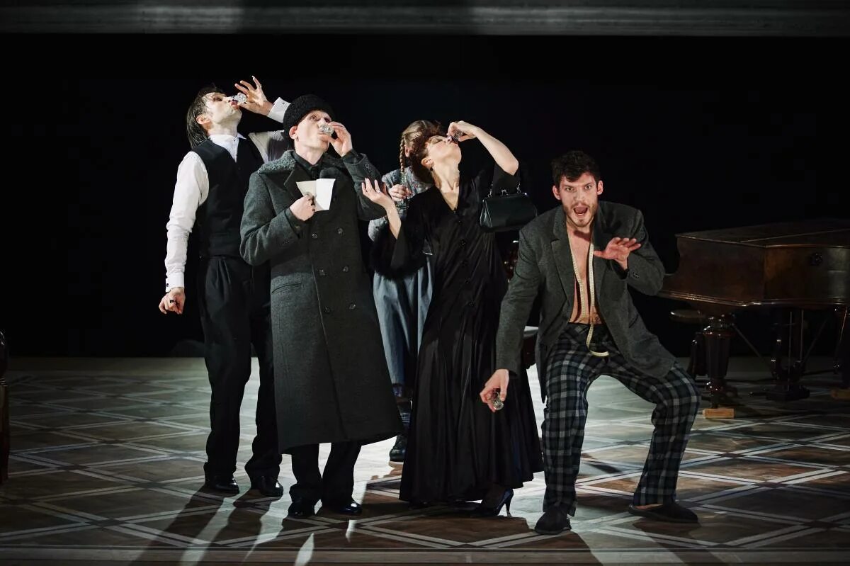 Зойкина квартира театр пушкина. Театр пушкина зойкина. Театр пушкина зойкина. Зойкина квартира. Театр пушкина зойкина.