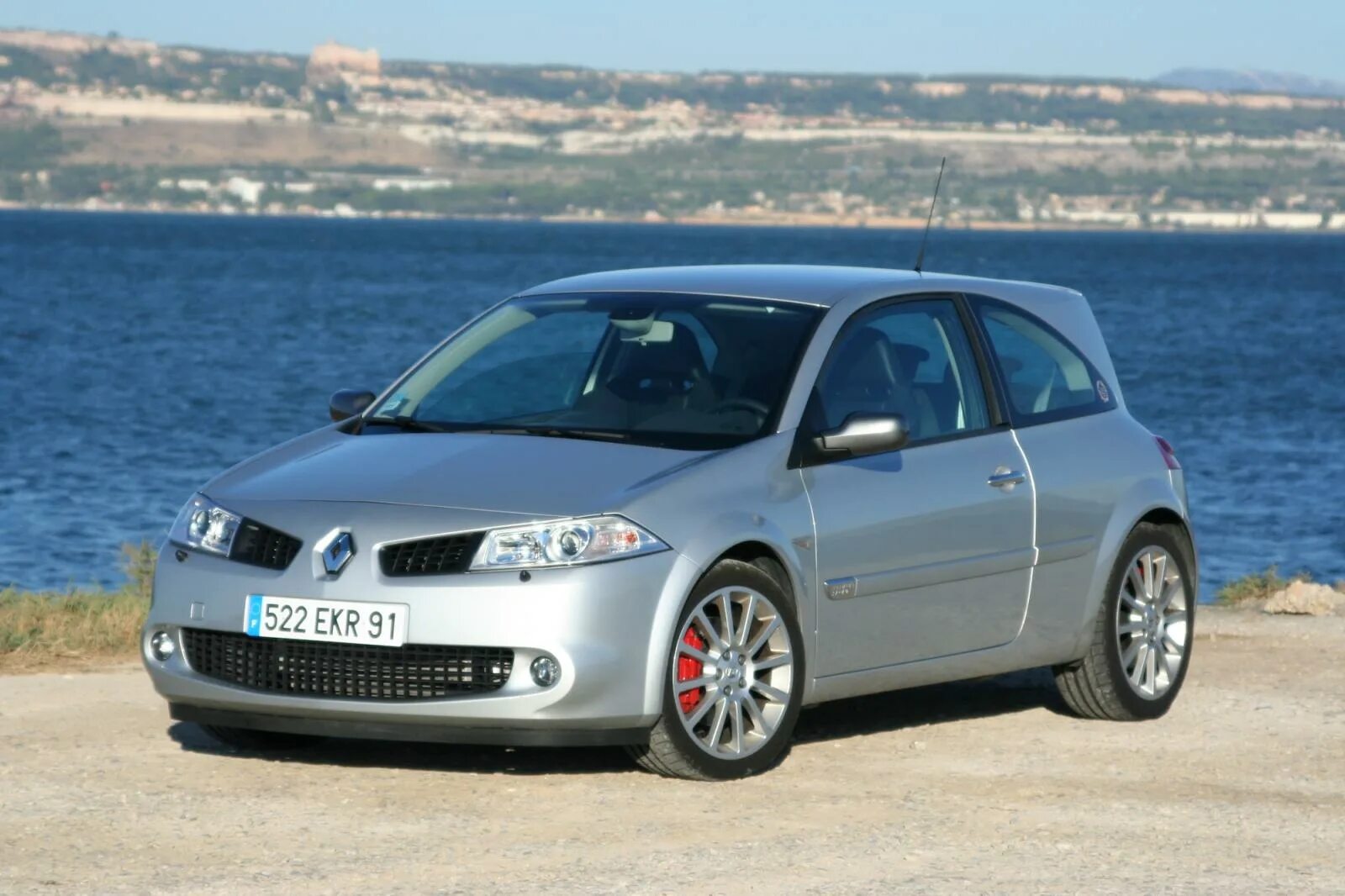 Renault megane 2 rs. Рено меган 2 рс. Renault megane 2 rs. Рено меган 2 рс седан. Рено меган 2 рс седан.