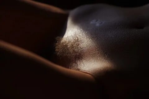 Bends - NSFW, Girls, Erotic, Boobs, No face, Pubes, The photo.