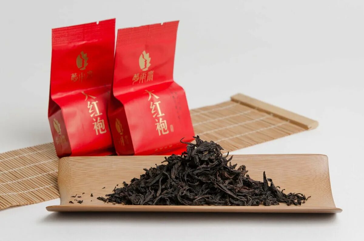 Купить качественный чай. Китайский чай да Хун ПАО. Чай да Хун ПАО упаковка. Да Хун ПАО красный халат. Дахун паун чай.