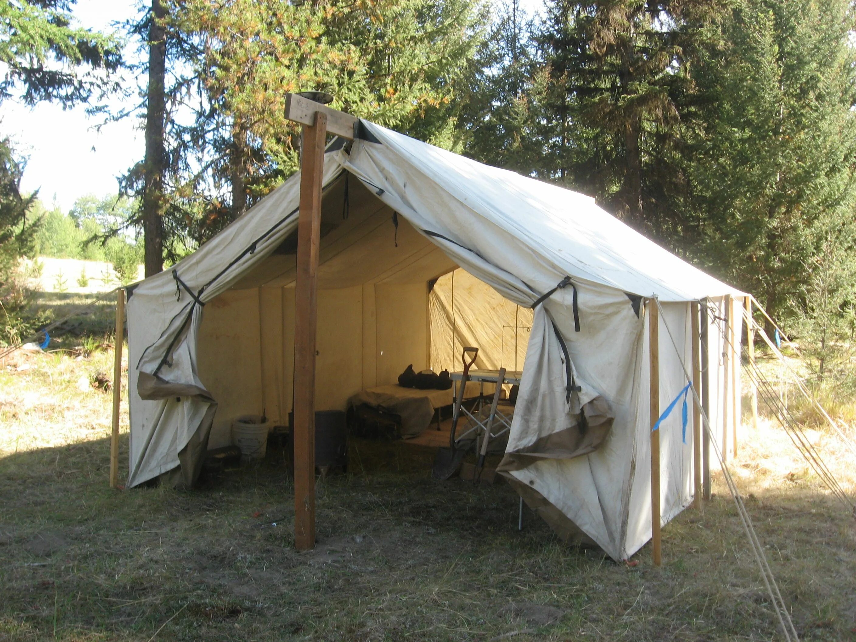 Шатер Camping World. Палатка Camping Tents 2905. Палатка шатер Onree Ohio. Обустройство кемпинга в палатках. Camping platform