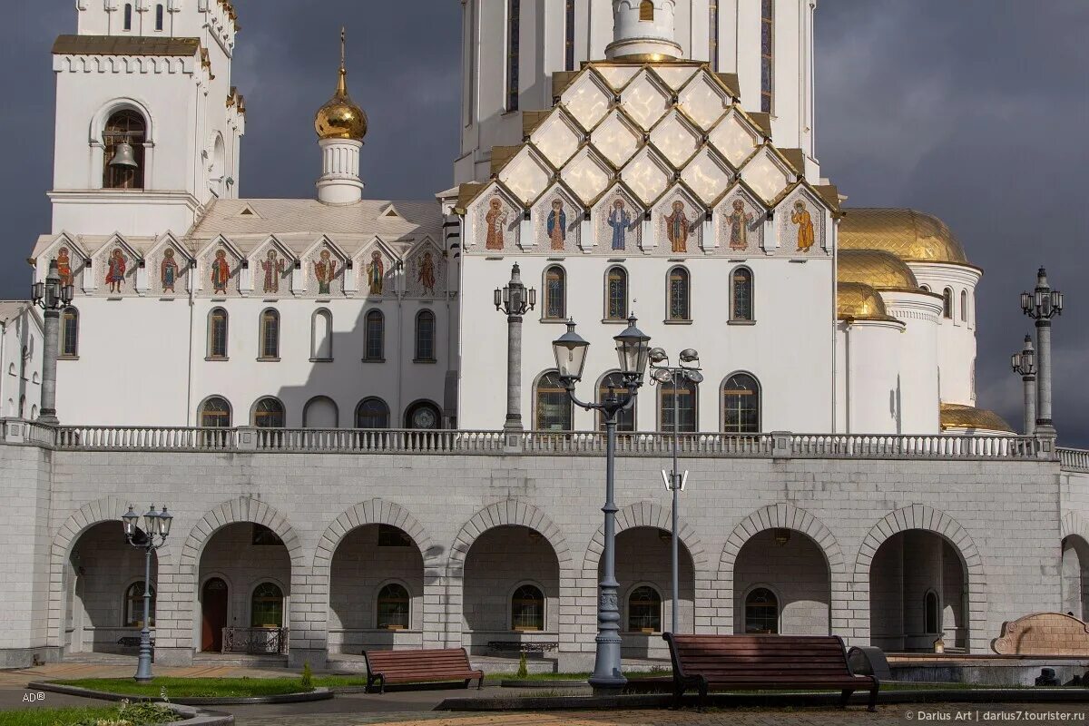 Храм памятник Минск. Всехсвятская Церковь Минск внутри. Белоруссия Минск храм всех святых. Приходы минска